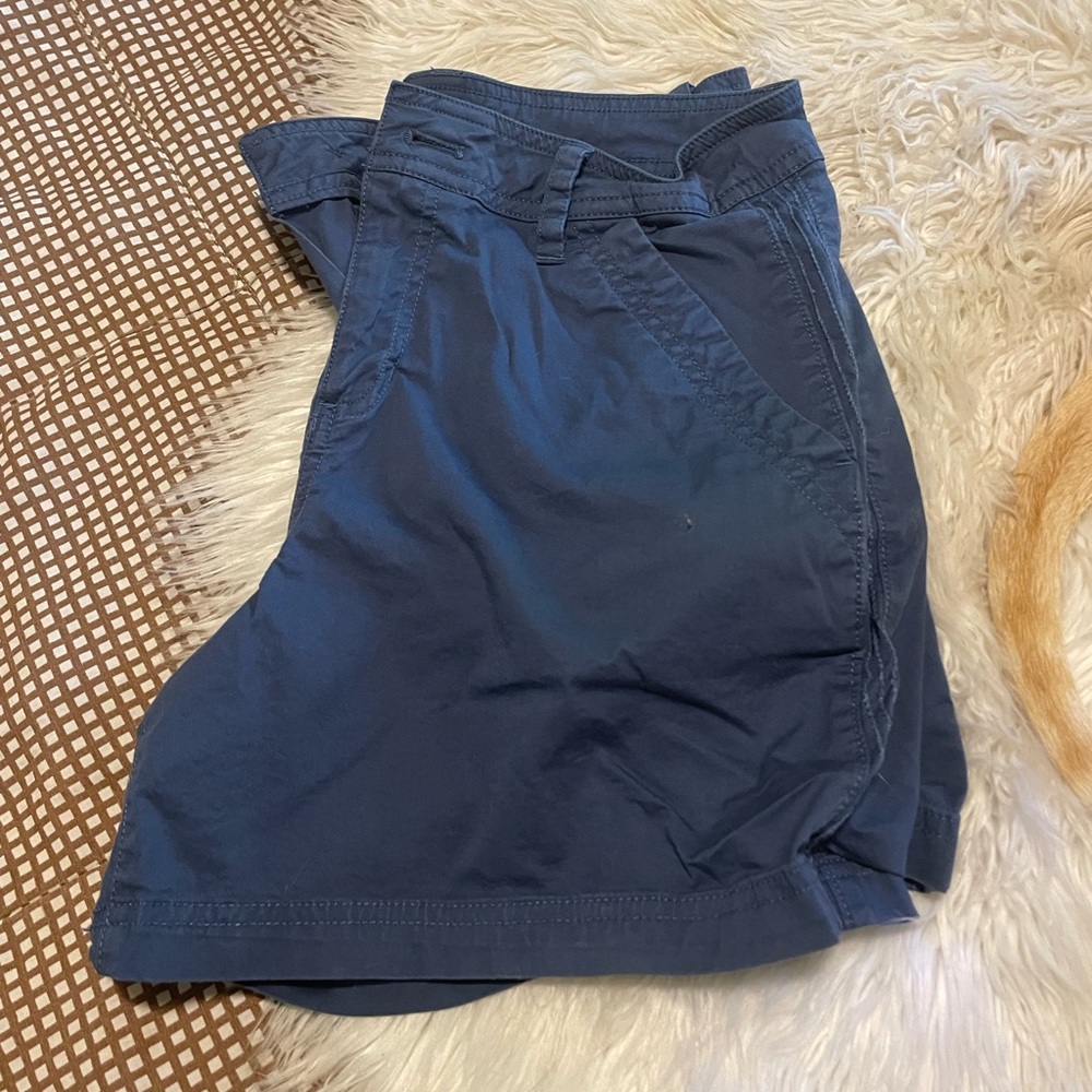 Eddie Bauer blue cargo shorts